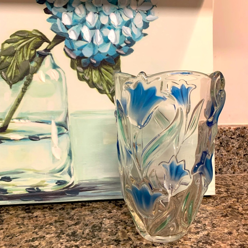 💙🤍💚 floral vase